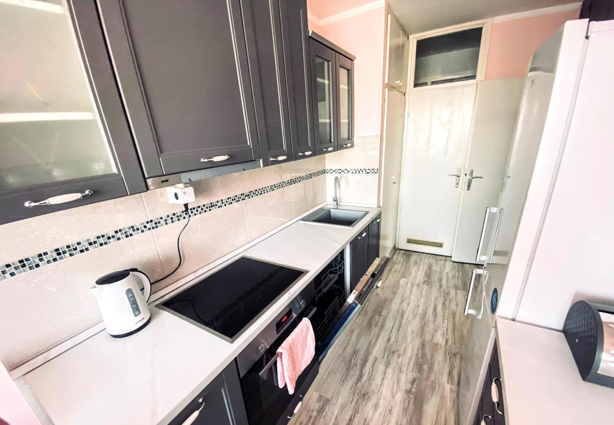Apartmán Peti Bělehrad Exteriér fotografie
